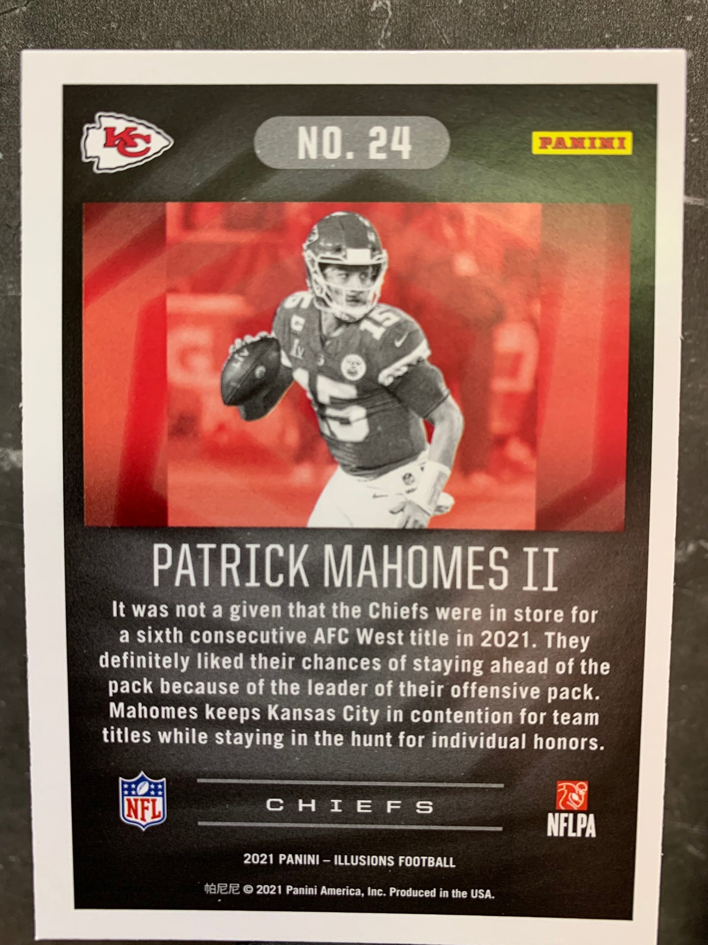 2021 Panini Illusions #24 Patrick Mahomes II Kansas City Chiefs