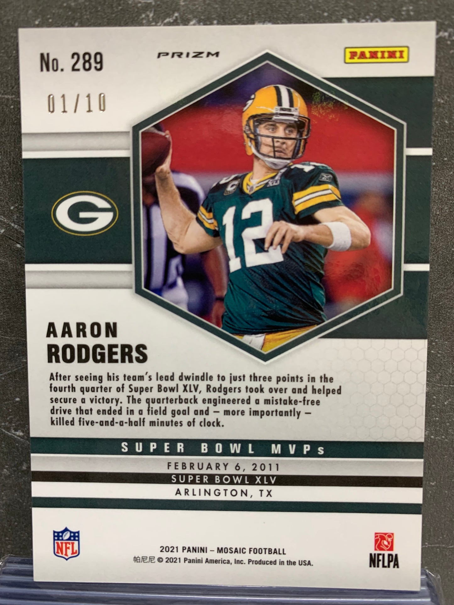 2021 Panini Mosaic Pink Fluorescent #289 Aaron Rodgers MVP Green Bay Packers /10