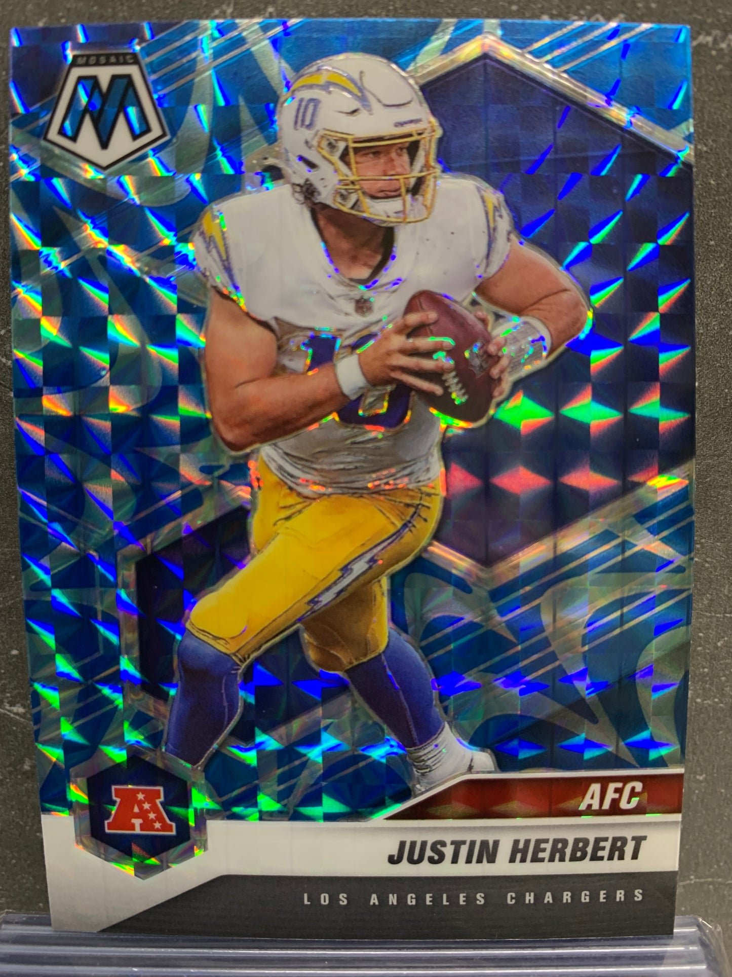 2021 Panini Mosaic Mosaic Reactive Blue #224 Justin Herbert AFC Los Angeles Chargers