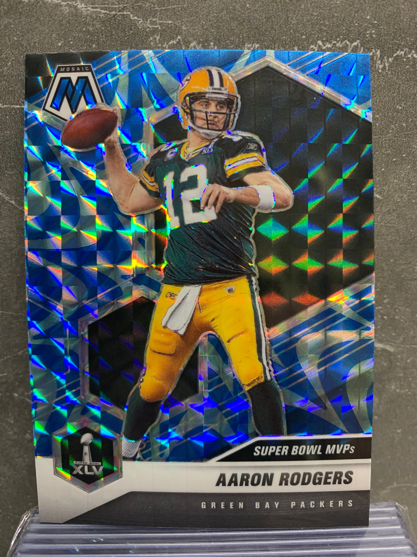 2021 Panini Mosaic Mosaic Reactive Blue #289 Aaron Rodgers MVP Green Bay Packers