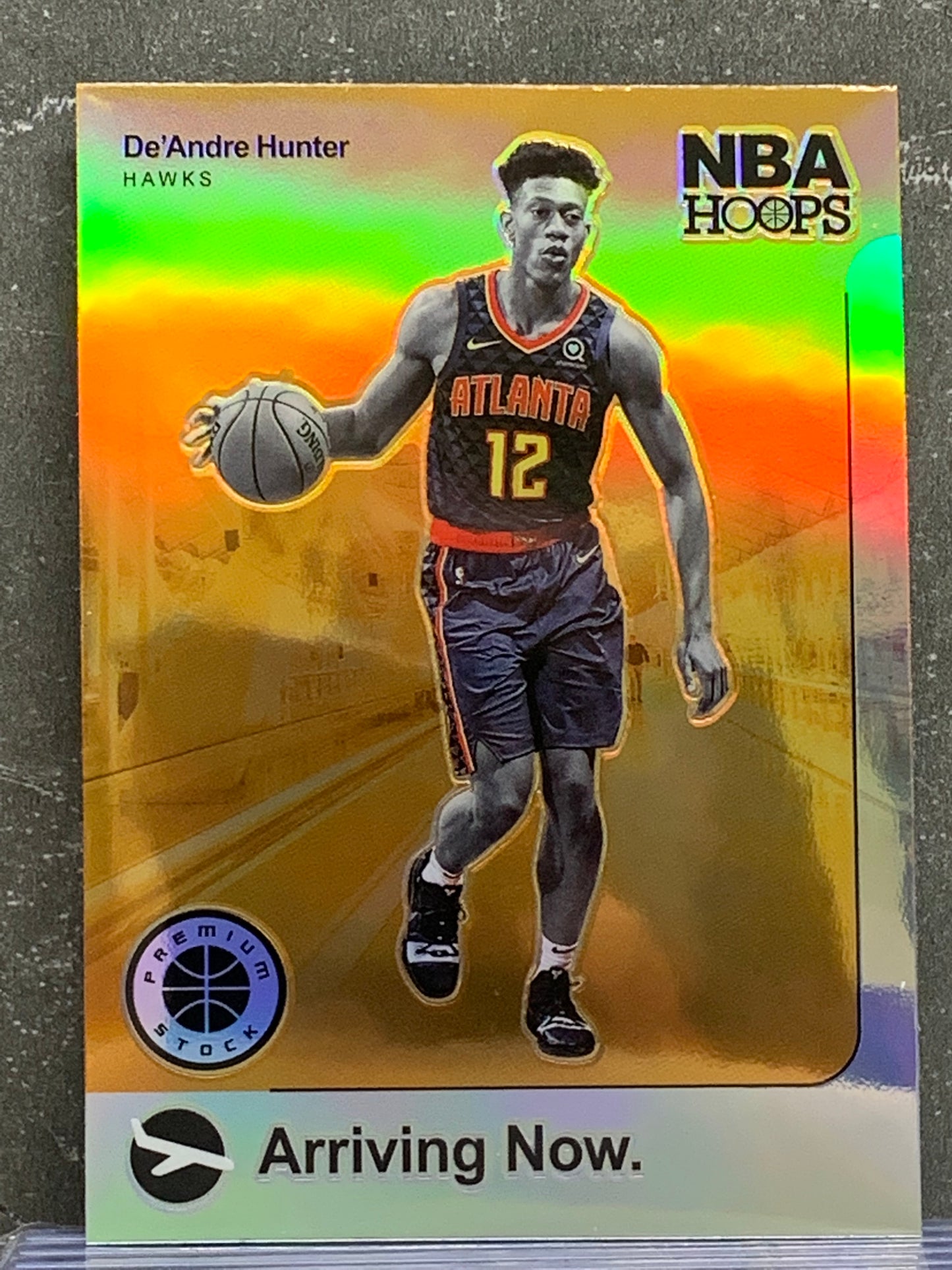 2019-20 Hoops Premium Stock Arriving Now Holo #14 De'Andre Hunter