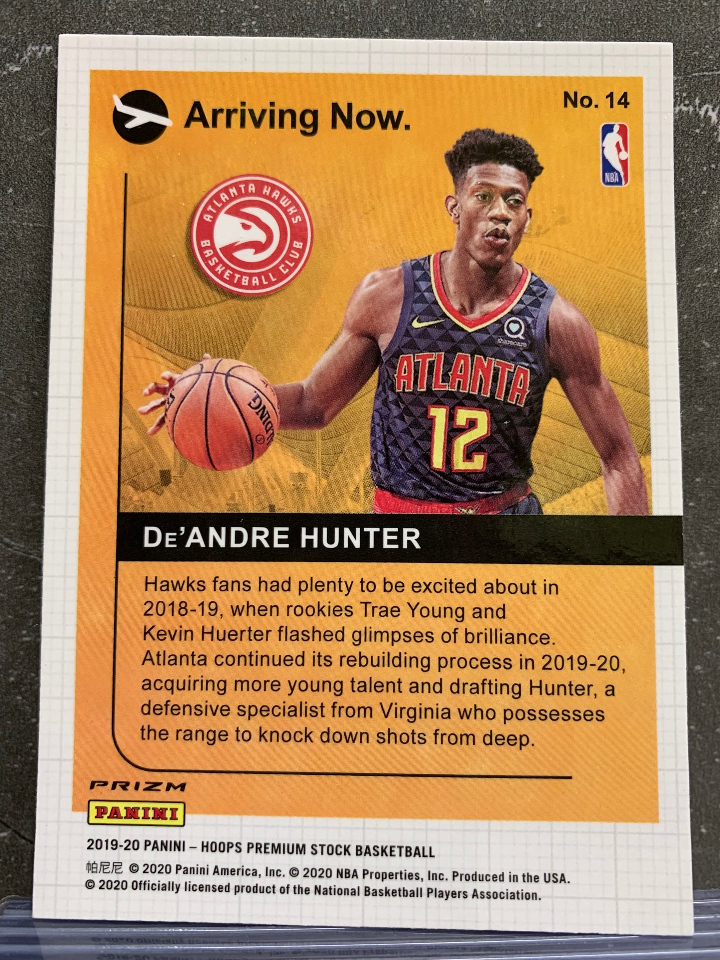 2019-20 Hoops Premium Stock Arriving Now Holo #14 De'Andre Hunter