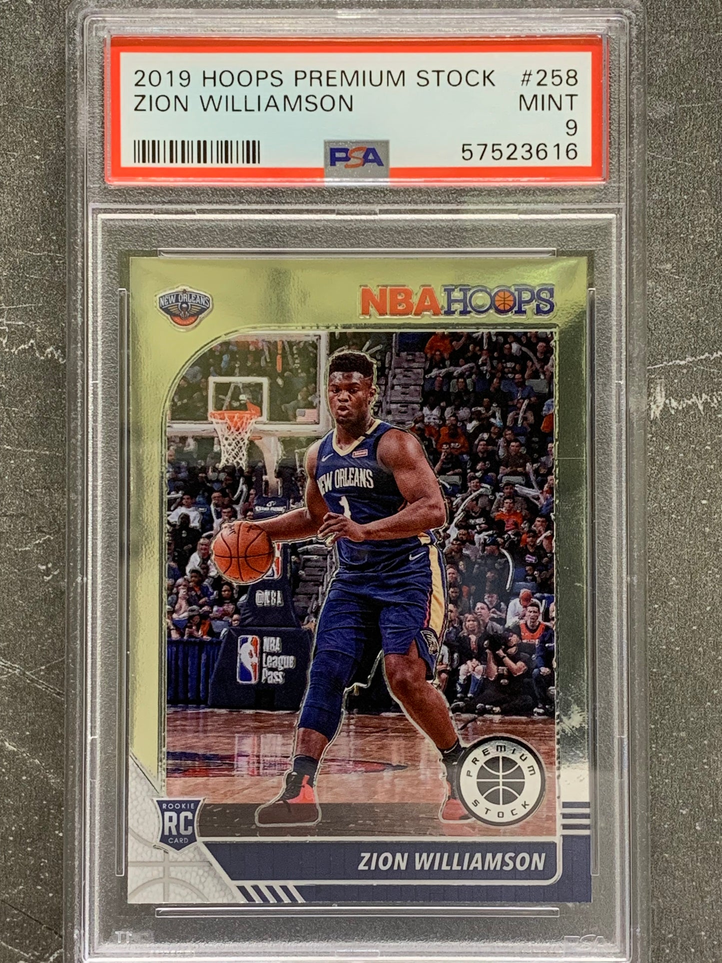 2019-20 Hoops Premium Stock #258 Zion Williamson RC  New Orleans Pelicans